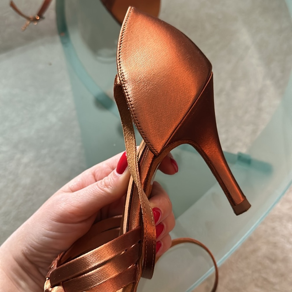 New women's dance shoes